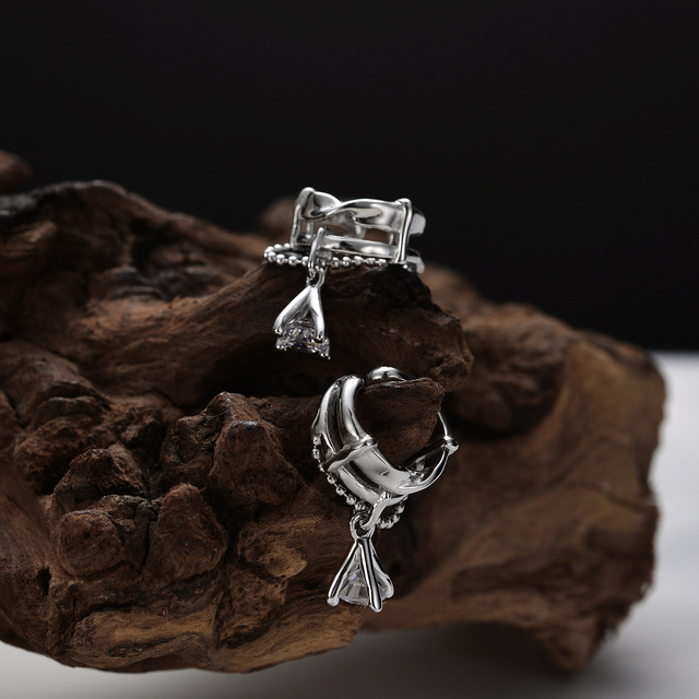 F.I.N.S 1PC Korean Earrings S9 - Ear Cuff No Piercing review and price