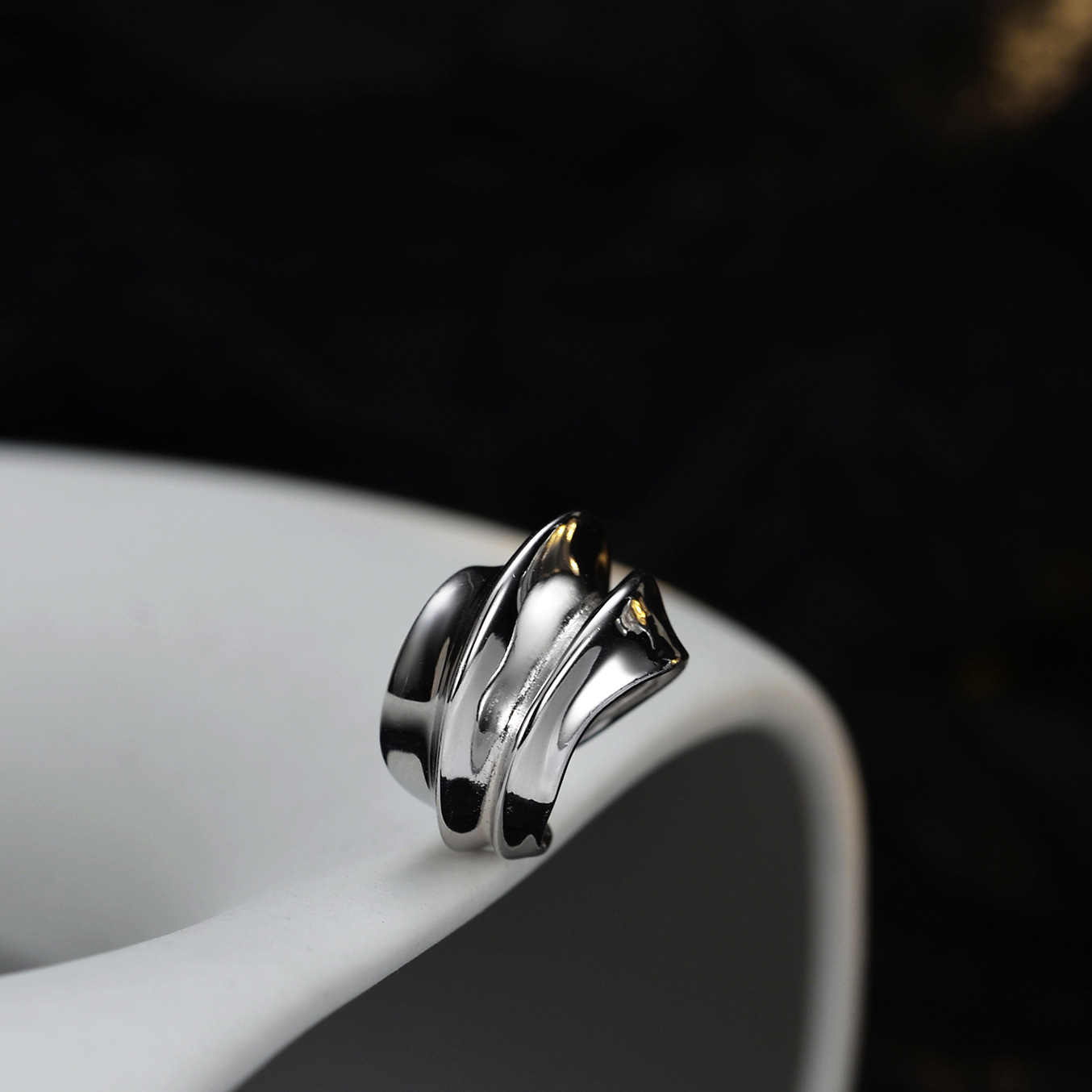 F.I.N.S 1PC Exaggerated Wide S - Ear Cuff No Piercing review and price
