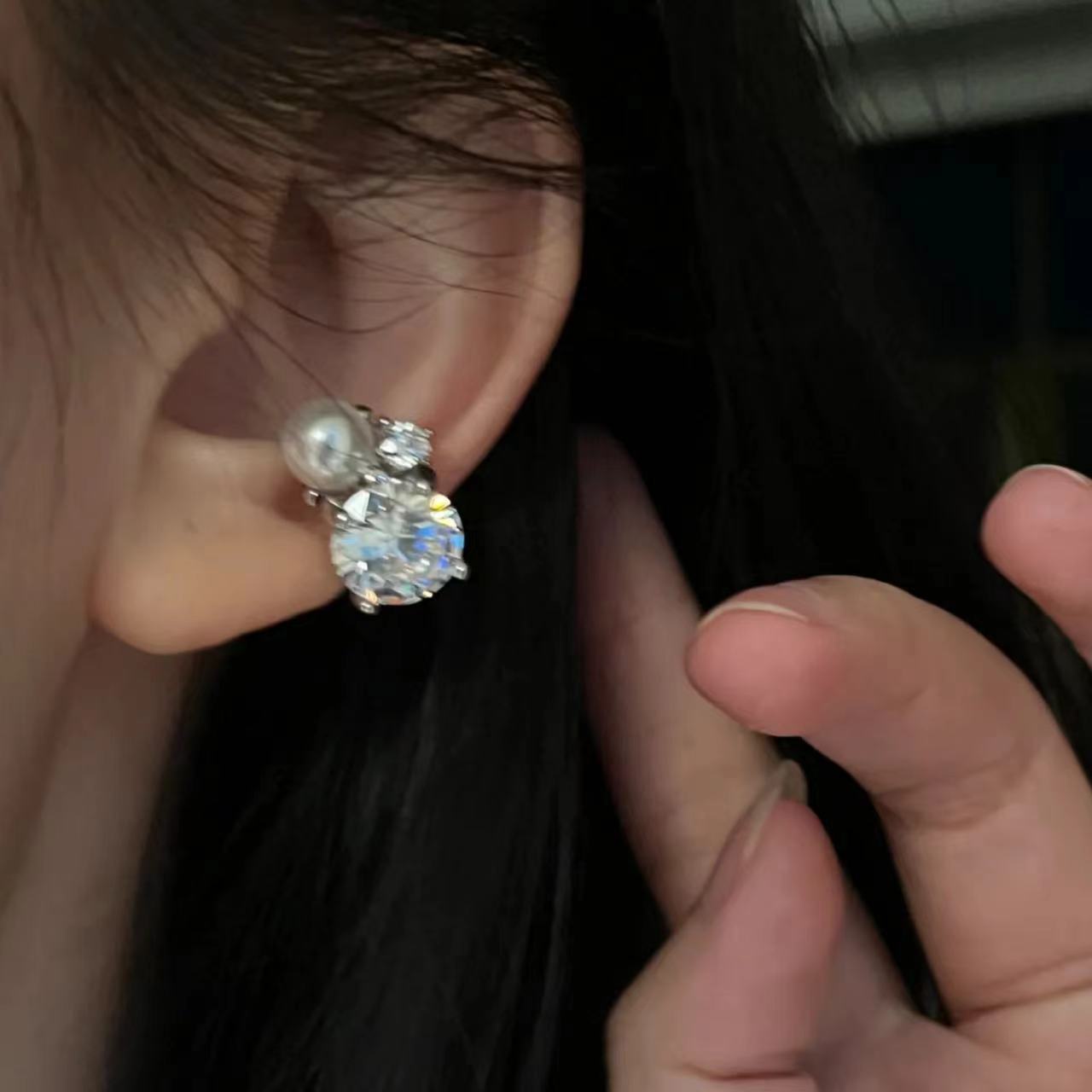 1Pcs Shiny Imitation Pearl Zir - Ear Cuff No Piercing review and price
